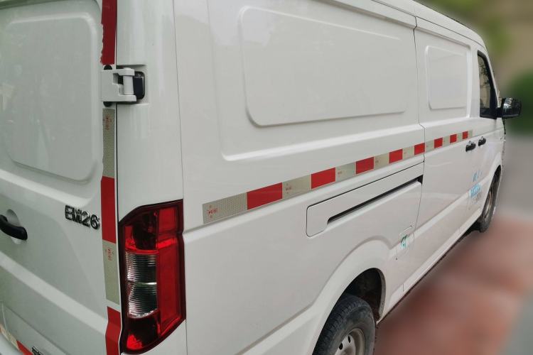 Used Dongfeng Yufeng Yufeng EM26 2023 High-End Model 41.86 kWh CATL
