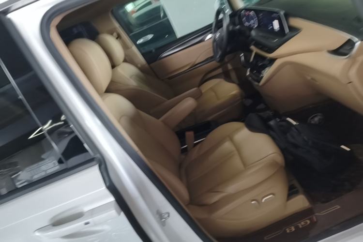 Used Buick GL8 2021 ES Land Cruiser 653T Luxury Edition