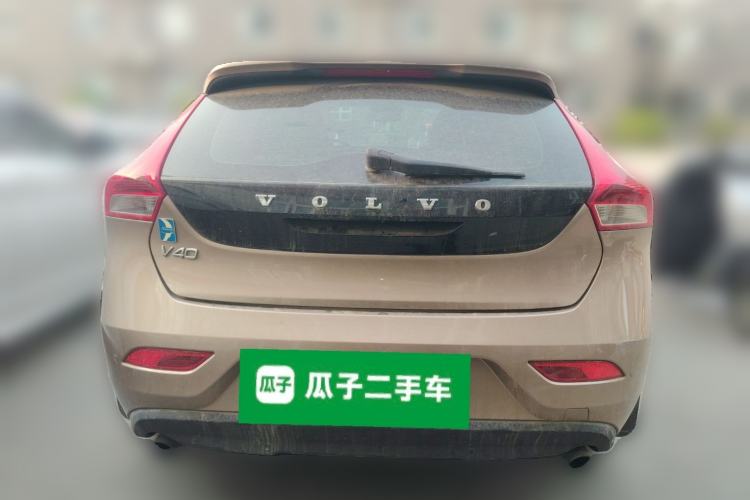 Used Volvo V40 2013 2.0T ZhiShang Version
