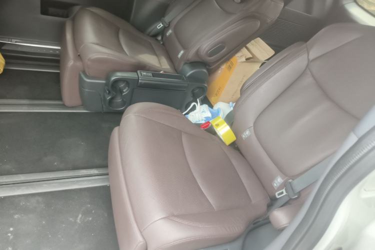 Used Toyota Granvia 2022 2.5L Hybrid Flagship Edition Left Rear Seat