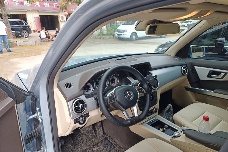 Used Mercedes-Benz GLK-Class 2015 GLK 300 4MATIC Fashion Edition Ultimate Version
