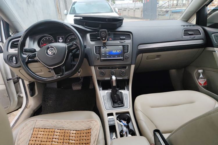 Used Volkswagen Golf 2014 1.6L Automatic Comfort Model
