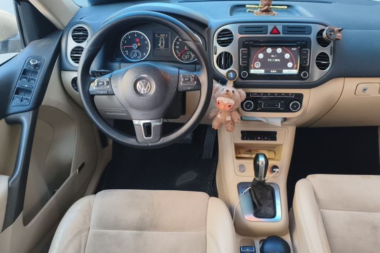 Used Volkswagen Tiguan 2012 2.0 TSI Automatic All-Wheel Drive Flagship Edition Steering Wheel