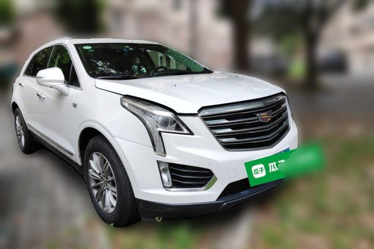 Used Cadillac XT5 2018 25T Luxury Model Front Right 45 Deg