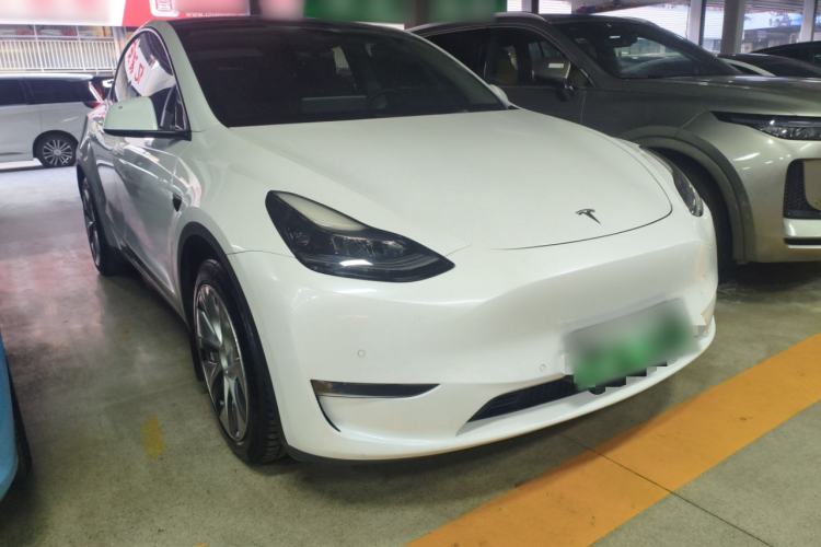 Used Tesla Model Y 2021 Long-Range All-Wheel-Drive Version
