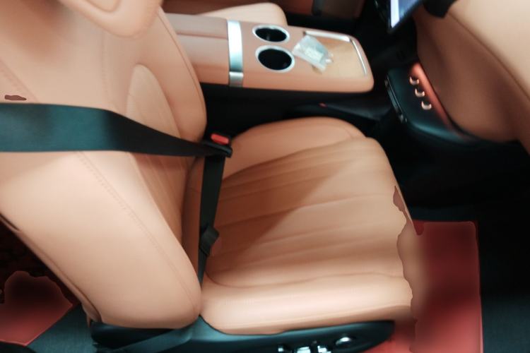 Used CHANGAN NEVO E07 2026 Model Pure Electric Four-Wheel Drive 90kWh Dacheng Edition Right Front Seat