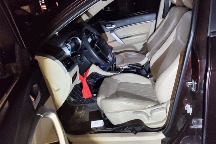 Used Geely Auto Emgrand 2017 Sedan Million Edition 1.5L Manual Luxury Model
