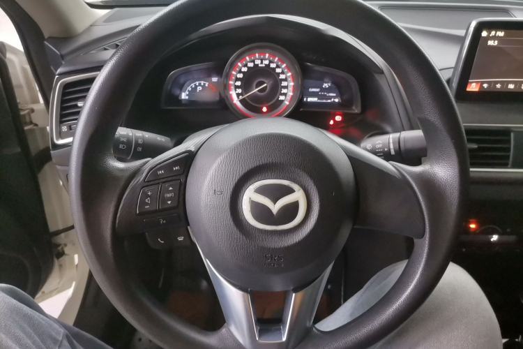 Used Mazda 3 Axela 2014 Sedan 1.5L Automatic Luxury Model Steering Wheel