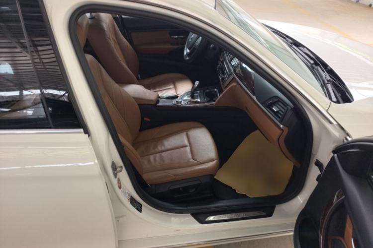 Used BMW 3 Series 2013 320Li Luxury Design Package