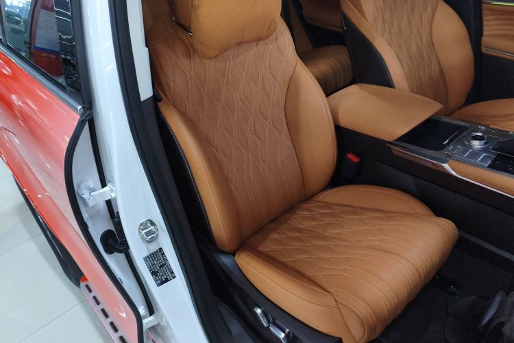 Used Tank 500 New Energy 2025 Hi4-Z
