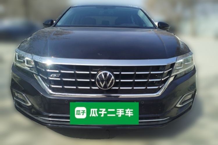 Used Volkswagen Passat 2020 Facelift 330TSI Elite Edition China VI Standard Front