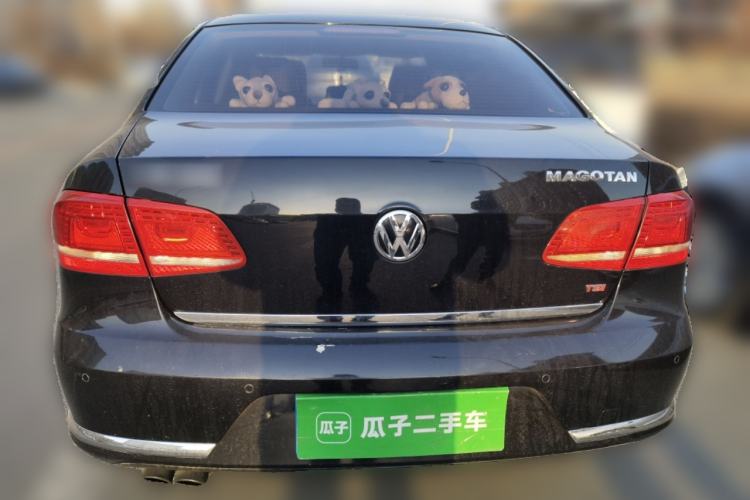 Used Volkswagen Magotan 2013 2.0 TSI Luxury Model Rear