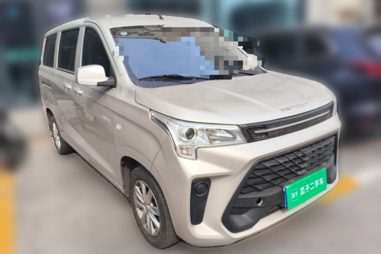 Used Dongfeng Fengon 380 2022 1.5L Comfort-Class Passenger Vehicle (Spiral Spring) – 7 Seats Front Right 45 Deg