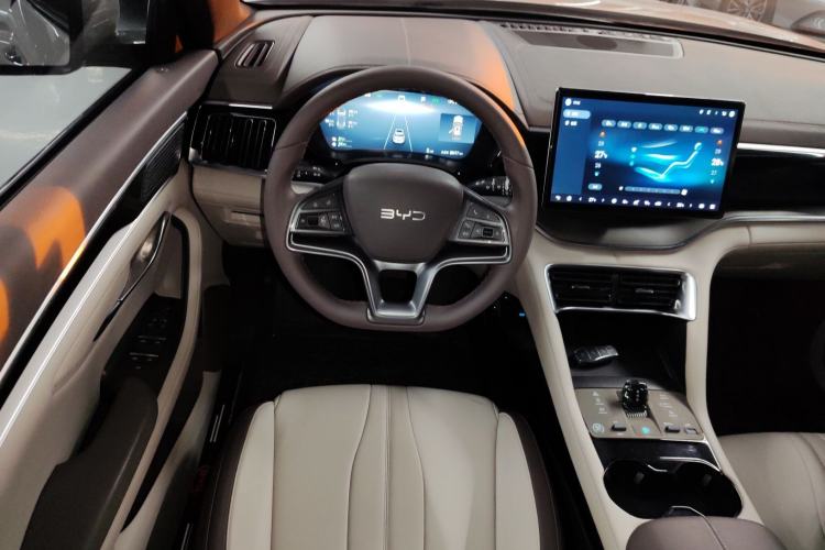 Used BYD Song PLUS New Energy 2025 DM-i 112KM Prestige Model
