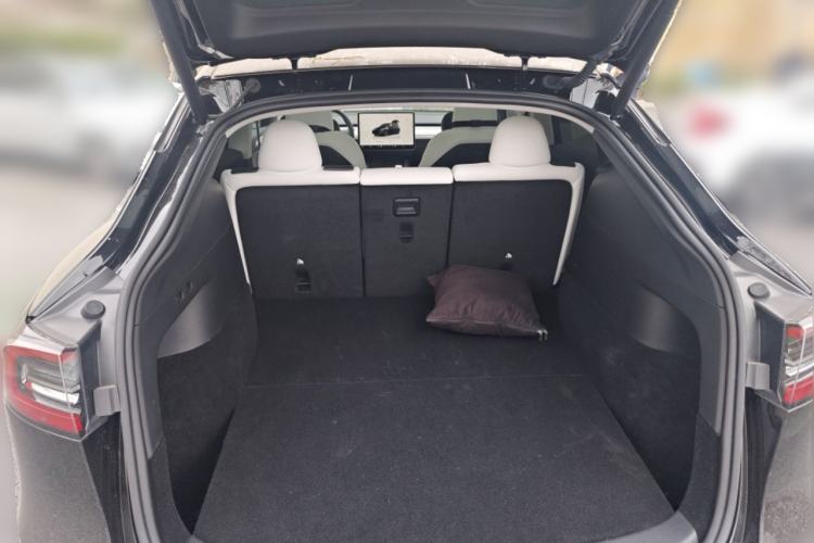 Used Tesla Model Y 2024 Rear-Wheel-Drive Version
