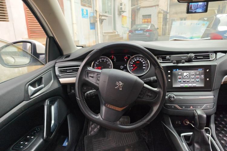 Used Peugeot 408 2016 1.6T Automatic Luxury Edition Steering Wheel