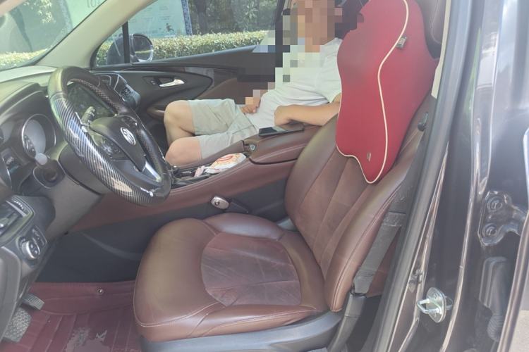 Used Buick Envision 2017 28T Four-Wheel Drive Elite Model Left Front Seat