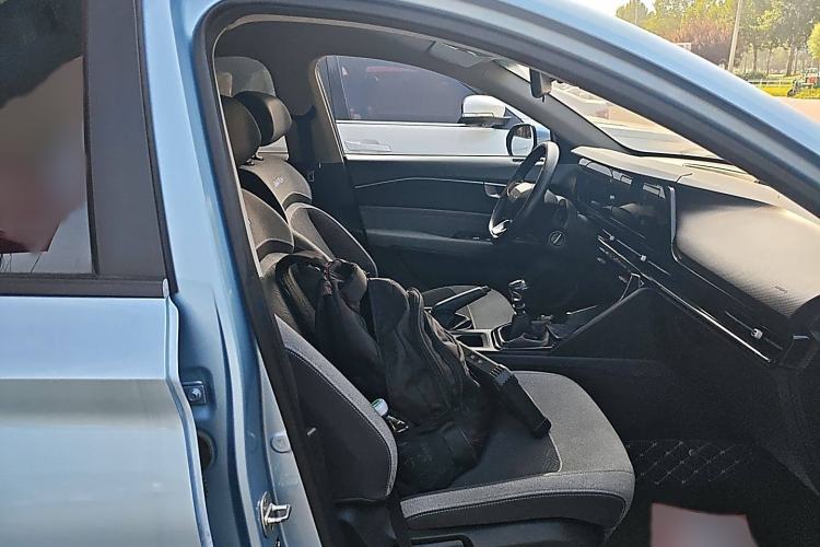 Used Baojun RC-6 2019 1.5T Manual Elite Version with 24-Hour Online Service
