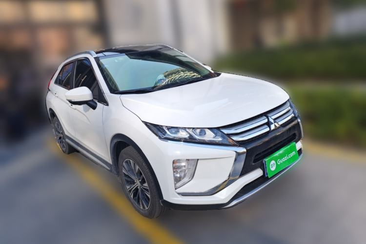 Used Mitsubishi Eclipse Cross 2019 1.5T CVT Two-Wheel Drive Belief Edition China VI Standard Front Right 45 Deg