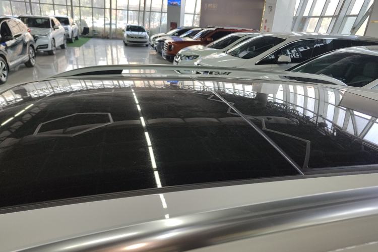 Used Volkswagen Tayron 2024 300TSI Two-Wheel-Drive Luxury Plus Advanced Version
