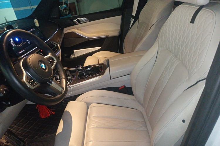 Used BMW X7 