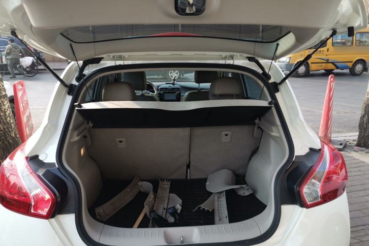 Used Nissan Tiida 2014 1.6L CVT Smart Model