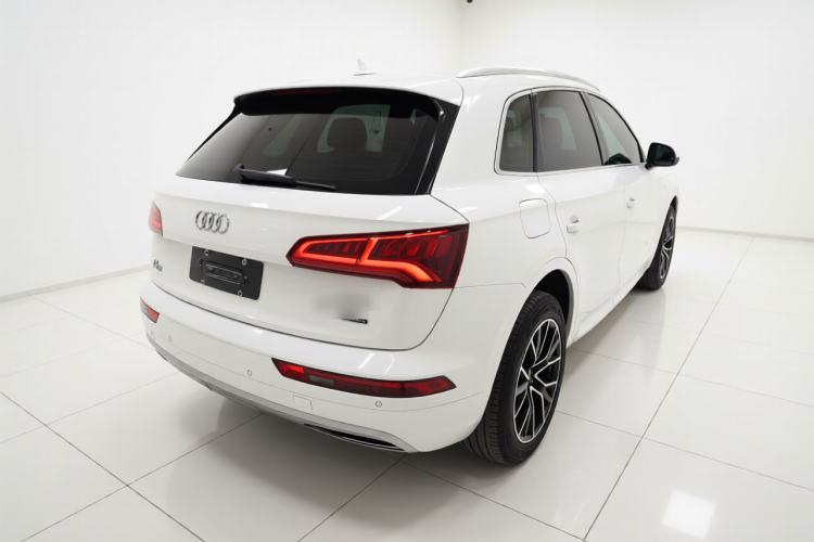 Used Audi Q5L 2018 40 TFSI Prestige Edition China VI Emission Standard Rear Right 45 Deg