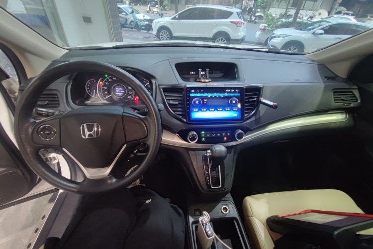 Used Honda CR-V 2016 2.0L Two-Wheel Drive Classic Edition
