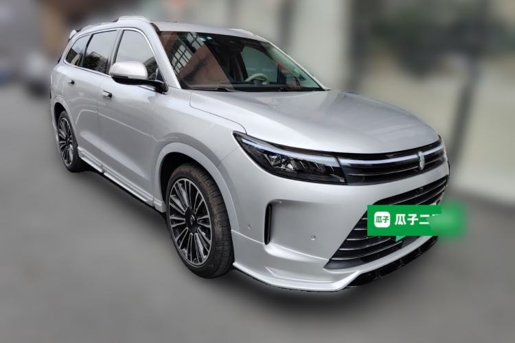 Used Hima AITO M7 2024 1.5T Rear-Drive Plus Version 5 Seats Front Right 45 Deg