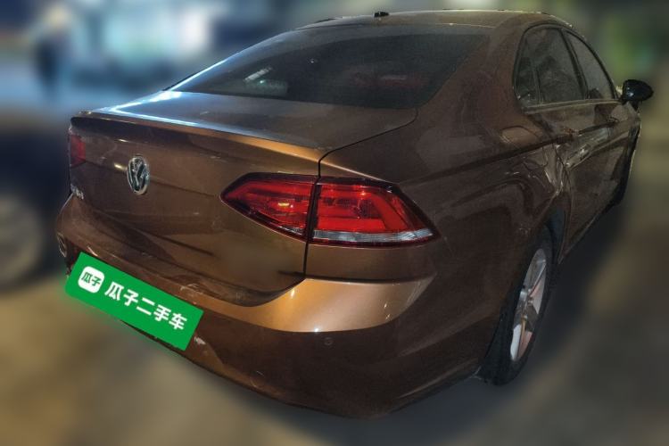 Used Volkswagen Lamando 2015 230TSI DSG Fashion Edition
