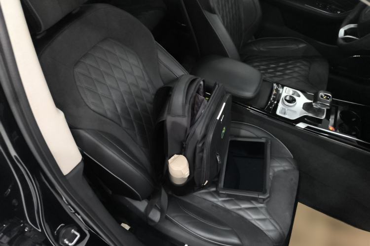 Used Hongqi HS5 2019 2.0T Smart Connect Flagship All-Wheel-Drive Version
