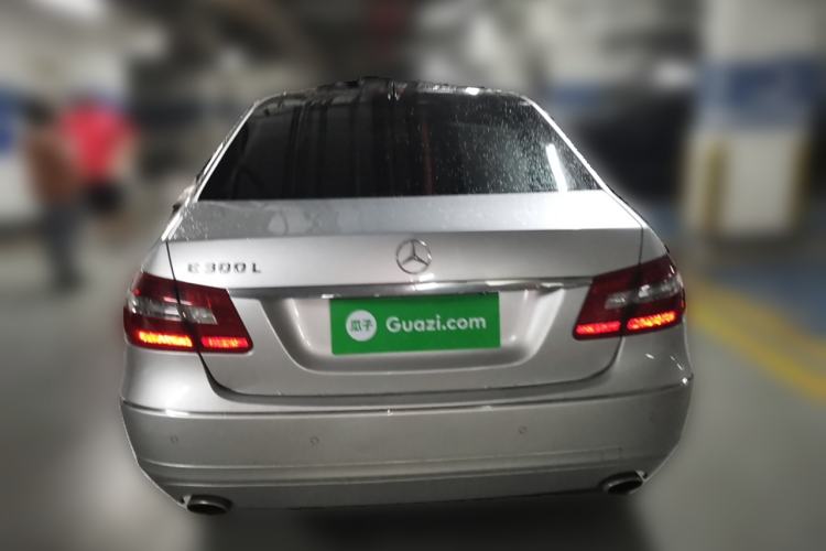 Used Mercedes-Benz E-Class 2010 E 300 L Fashion Model
