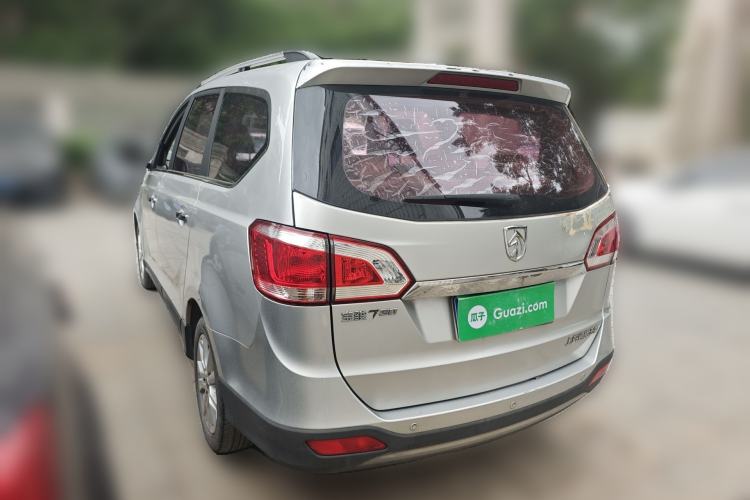 Used Baojun 730 2014 1.5L manual Comfort ESP version 7 seats Rear Left 45 Deg