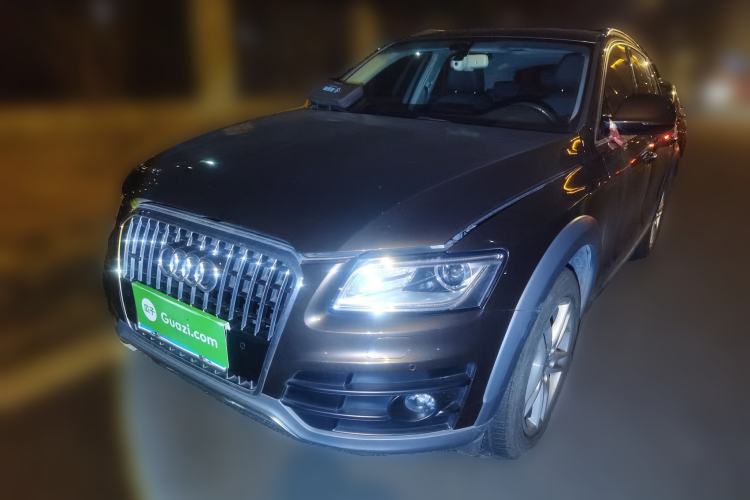 Used Audi Q5 2017 Plus 40 TFSI Technology Model