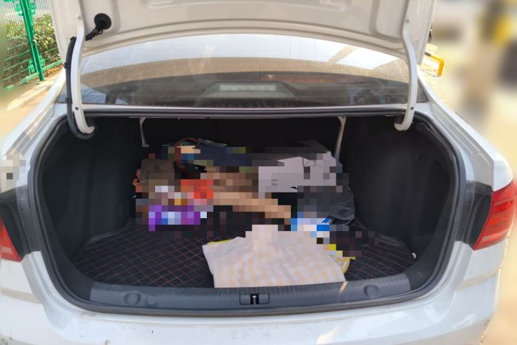 Used Volkswagen Lavida 2017 1.6L Manual Comfort Edition Trunk