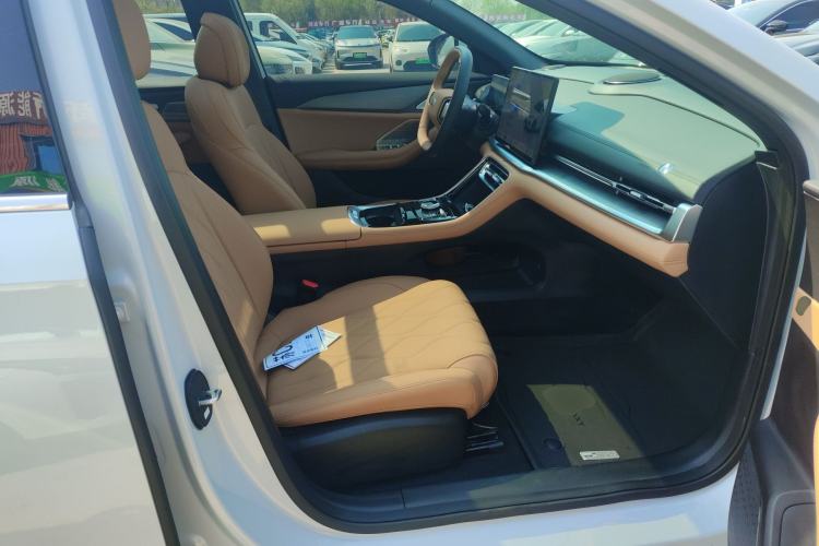 Used Geely Galaxy A7 2025 Model EM-i 150km Prestige Edition
