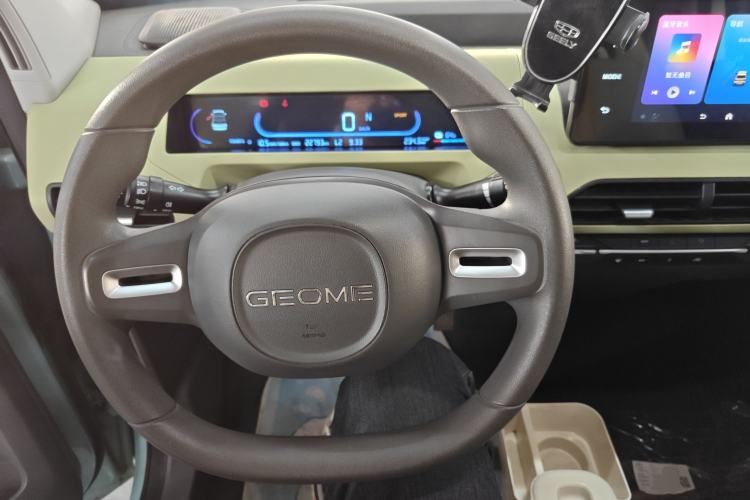 Used Geely Galaxy Panda 2024 Panda Mini 200km Endurance Bear