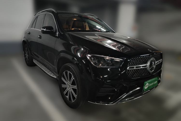 Used Mercedes-Benz GLE 2025 GLE 350 4MATIC Stylish Model Front Right 45 Deg