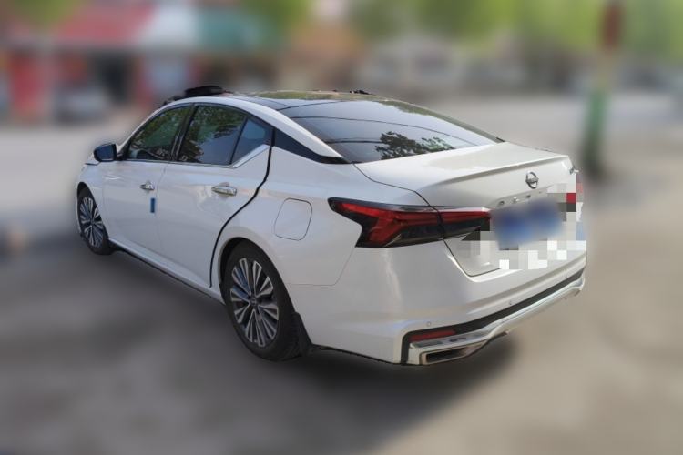 Used Nissan Teana 2024 2.0L SV Black Gold Edition Rear Left 45 Deg