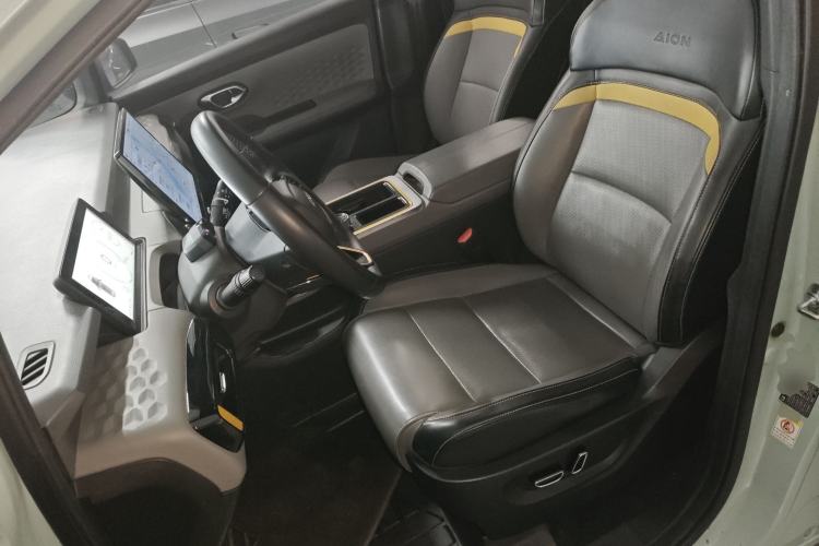 Used AION Y 2022 70 Tech Edition Lithium Iron Phosphate
