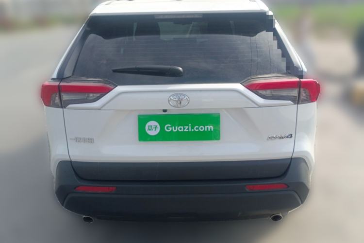 Used Toyota RAV4 2024 2.0L CVT Two-Wheel Drive Urban Edition
