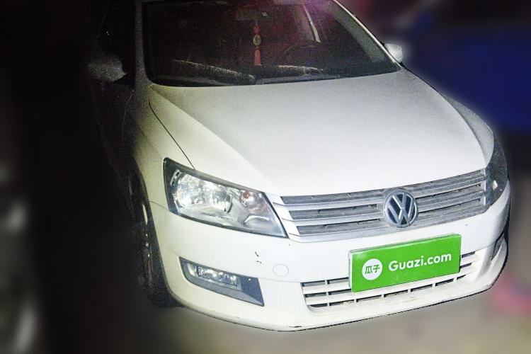 Used Volkswagen Santana 2013 1.6L Manual Comfort Edition Front Right 45 Deg