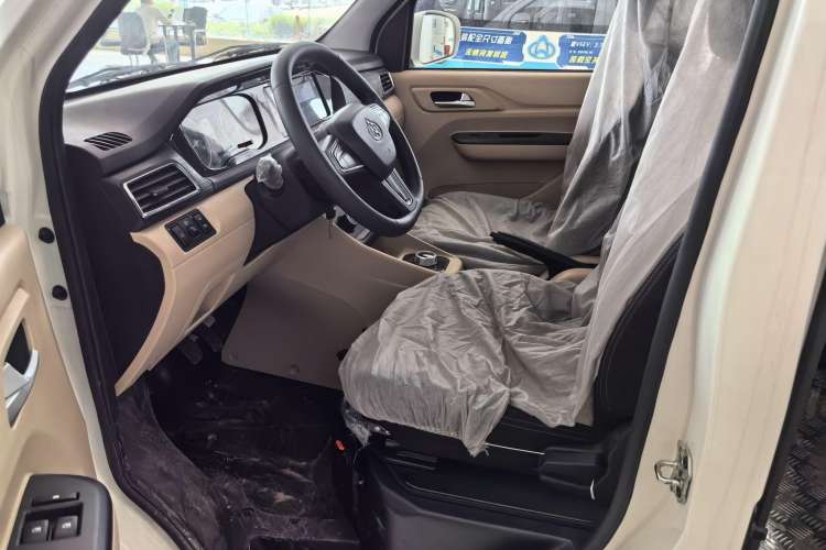 Used Kuayue Kuayue Xing V7 EV 2024 316 km Luxury Dual-Door Version 6 Seats