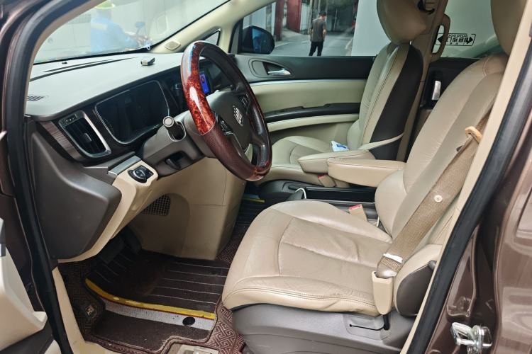 Used Buick GL8 2011 3.0L GT Luxury Business Haoya Edition Left Front Seat