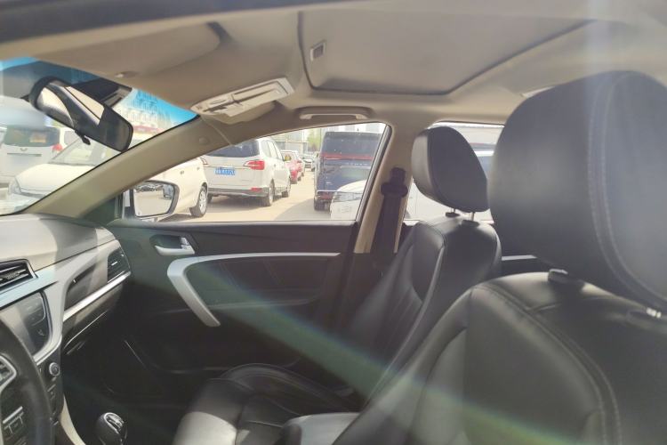 Used Geely Auto Emgrand 2017 Sedan Million Edition 1.5L Manual Upward Connect Version