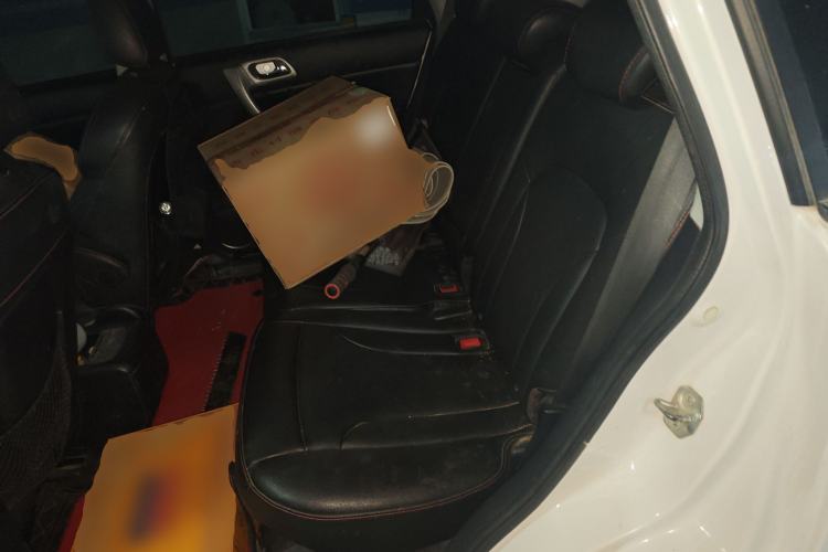 Used Haval H6 2015 Upgraded Model 1.5T Manual Two-Wheel Drive Elite Version