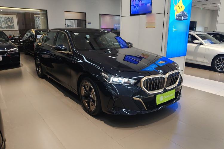 Used BMW 5 Series 2025 525Li M Sport Package
