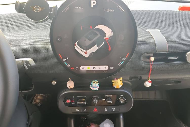 Used MINI Electric MINI COOPER 2024 452km COOPER SE Artist
