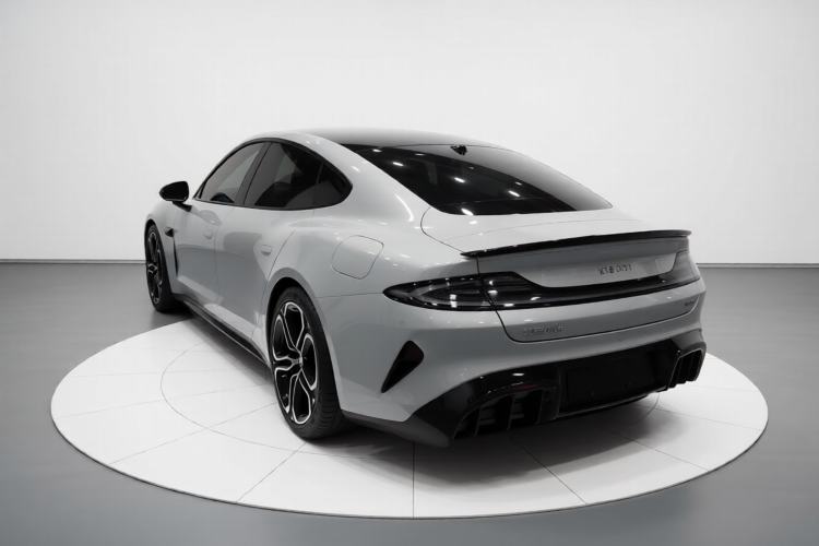 Used Xiaomi Auto SU7 2024 Rear-Drive Long-Range Intelligent Driving Version Exterior 2