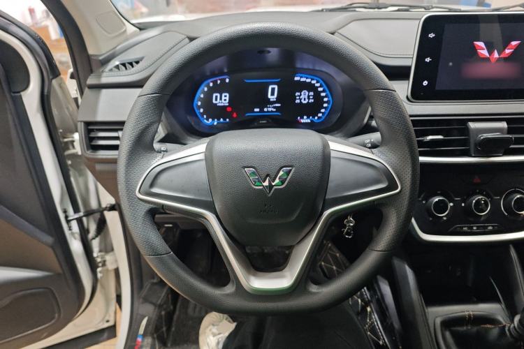Used Wuling Hongguang S3 2019 1.5L Manual Comfort Model China VI Standard
